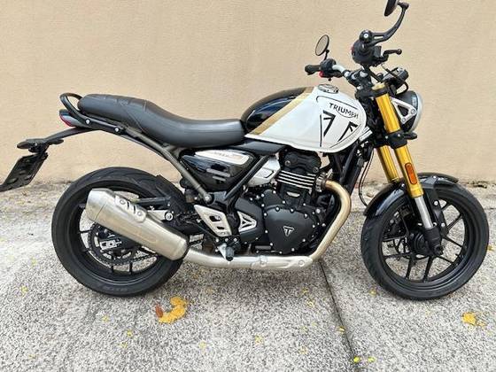 TRIUMPH SCRAMBLER 400 X TRIUMPH SCRAMBLER 400 X
